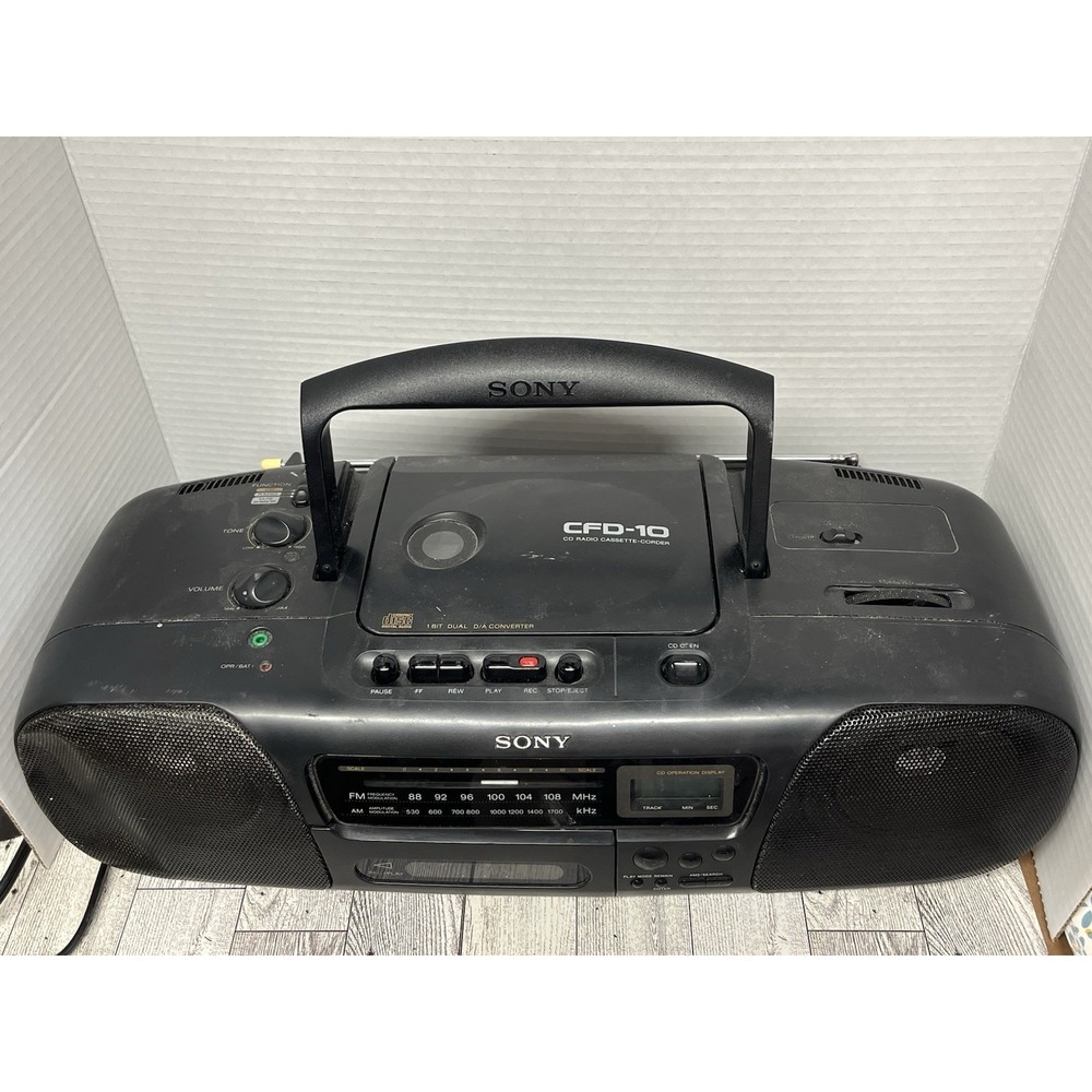 Sony CFD-10 Boombox Portable Stereo AM FM Radio CD Radio Cassette-Corder 1993